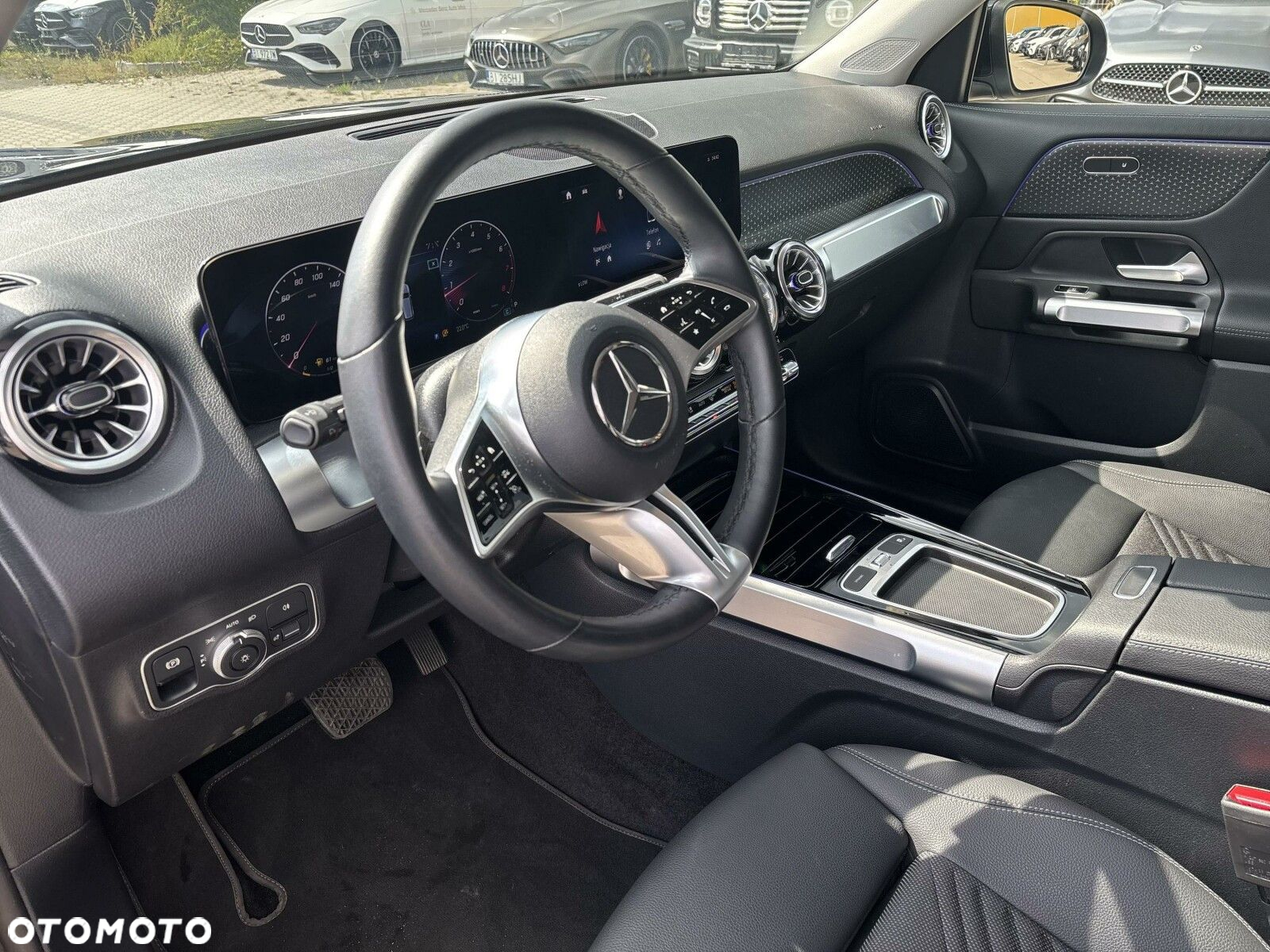 Mercedes-Benz GLB 200 Progressive 7G-DCT - 16