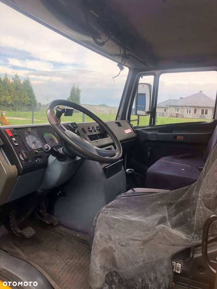 Mercedes-Benz VARIO - 5