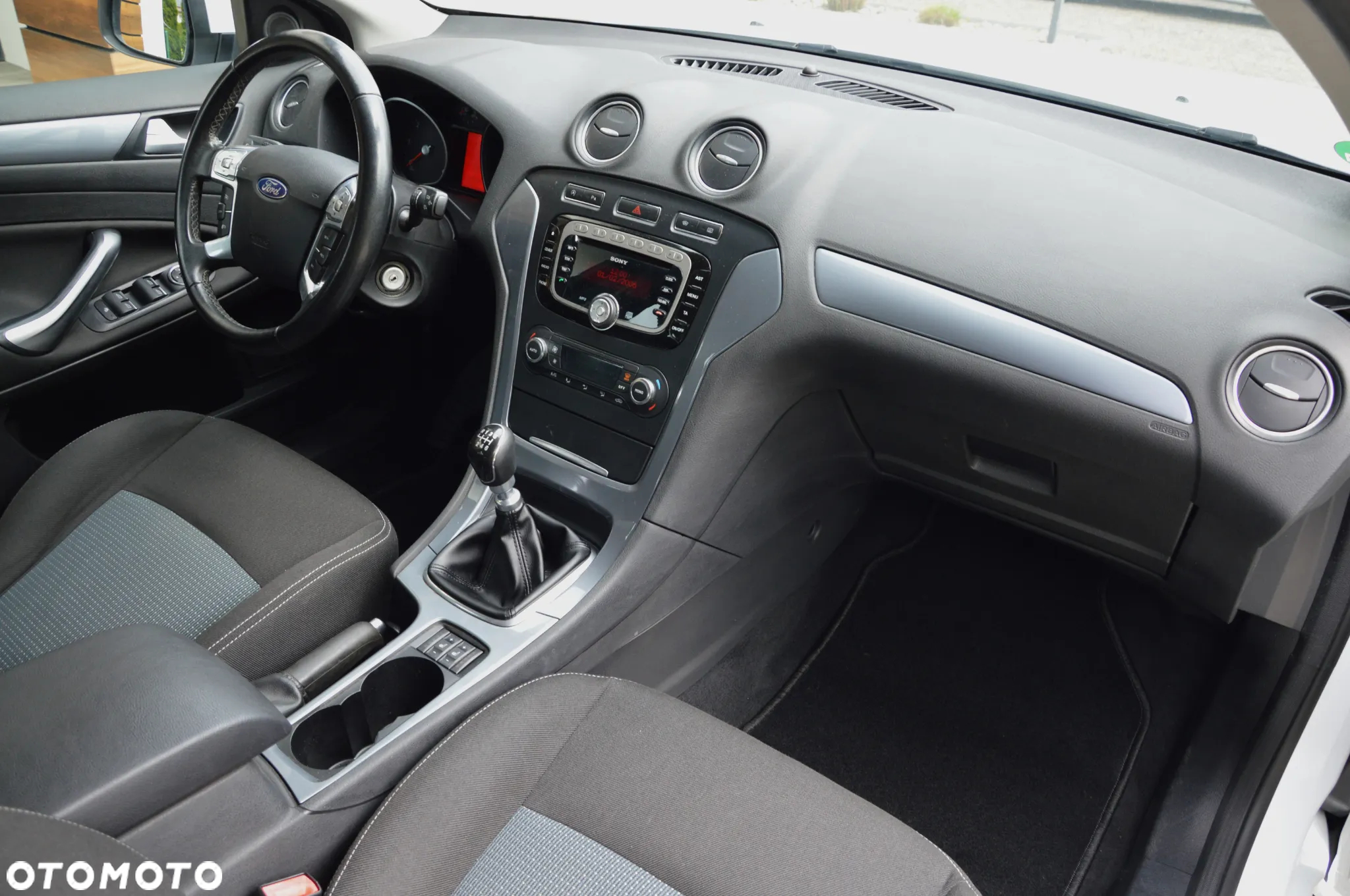 Ford Mondeo 1.6 TDCi Ambiente Plus - 13