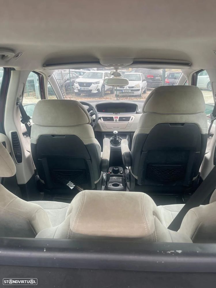 Citroën C4 Grand Picasso 1.6 HDi Exclusive - 15