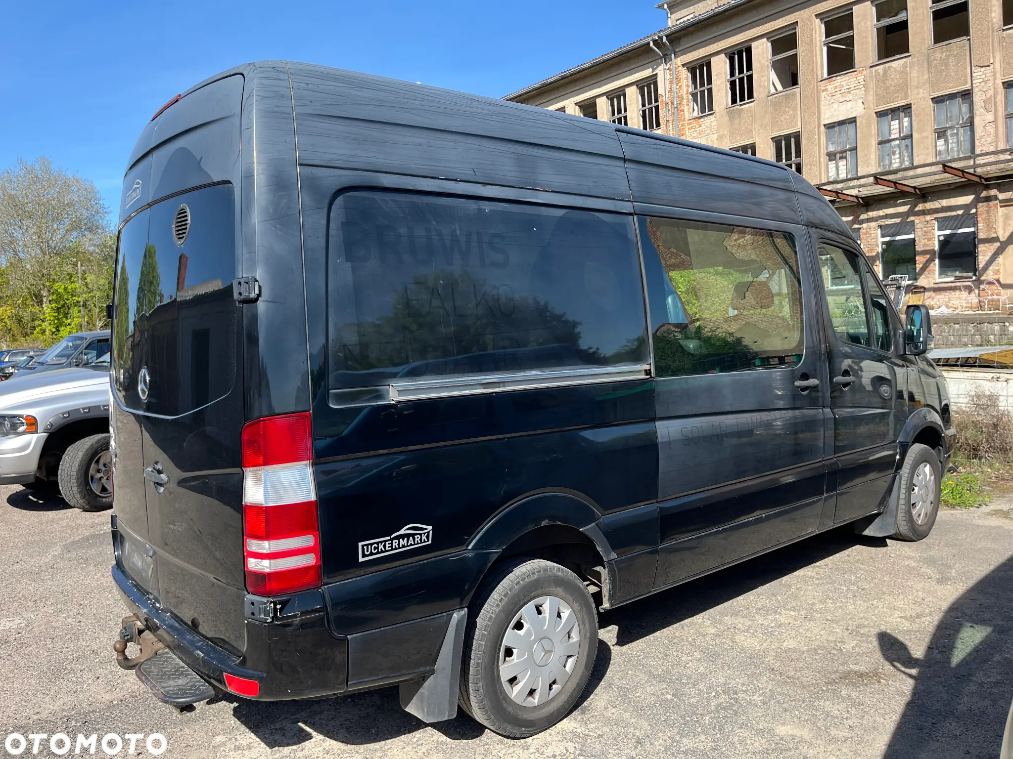 Mercedes-Benz Sprinter - 14