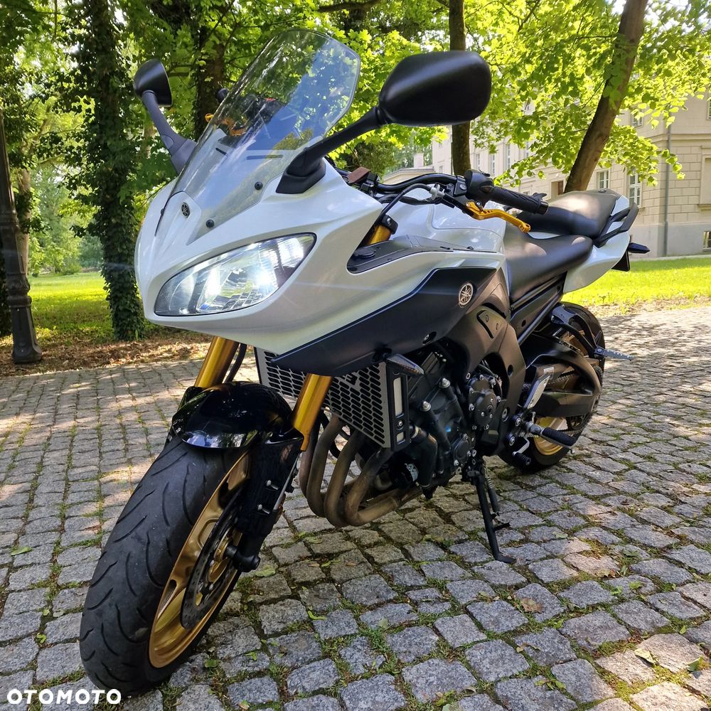 Yamaha FZ8 - 2