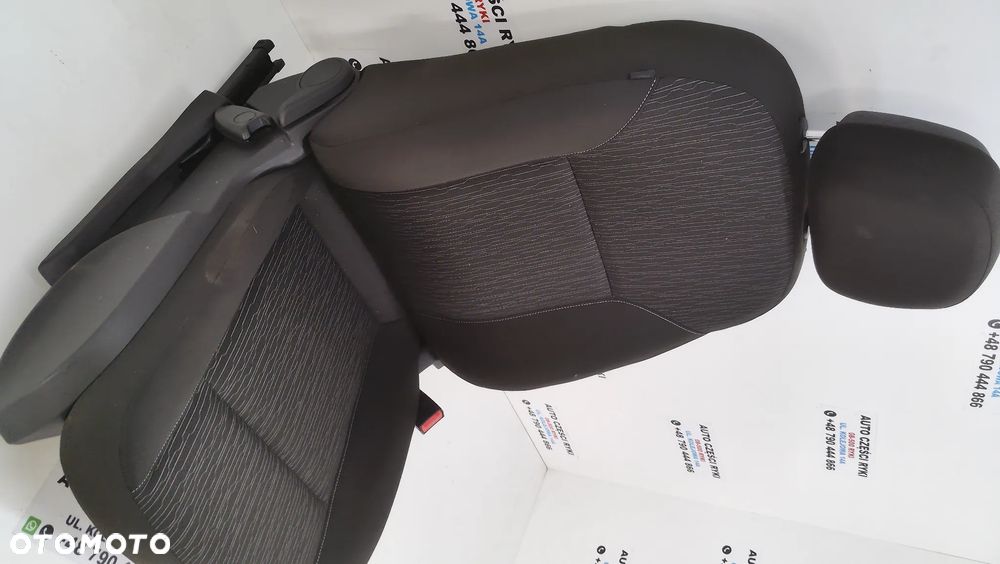 Opel Astra J IV Fotele Przód Siedzenia - 10