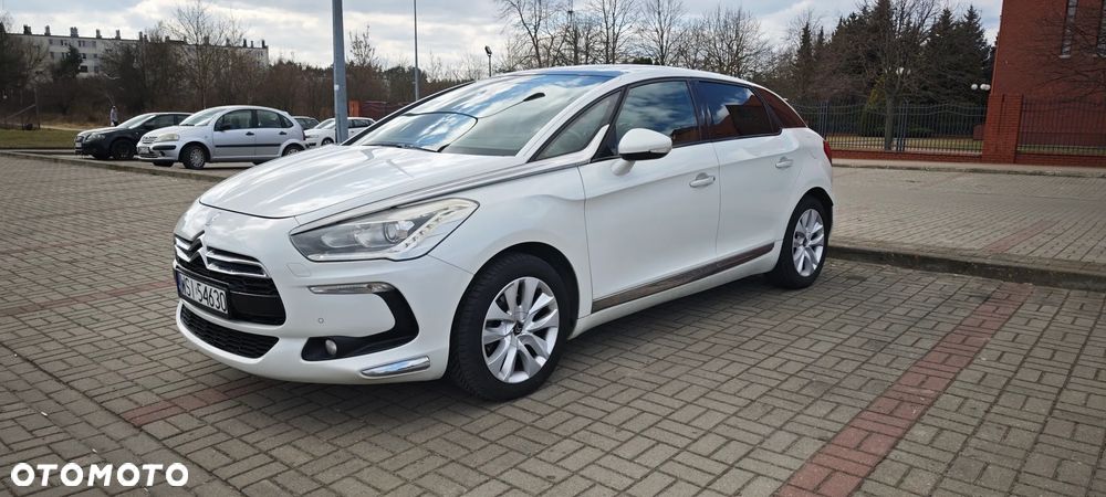 Citroën DS5 BlueHDi 120 Chic - 1