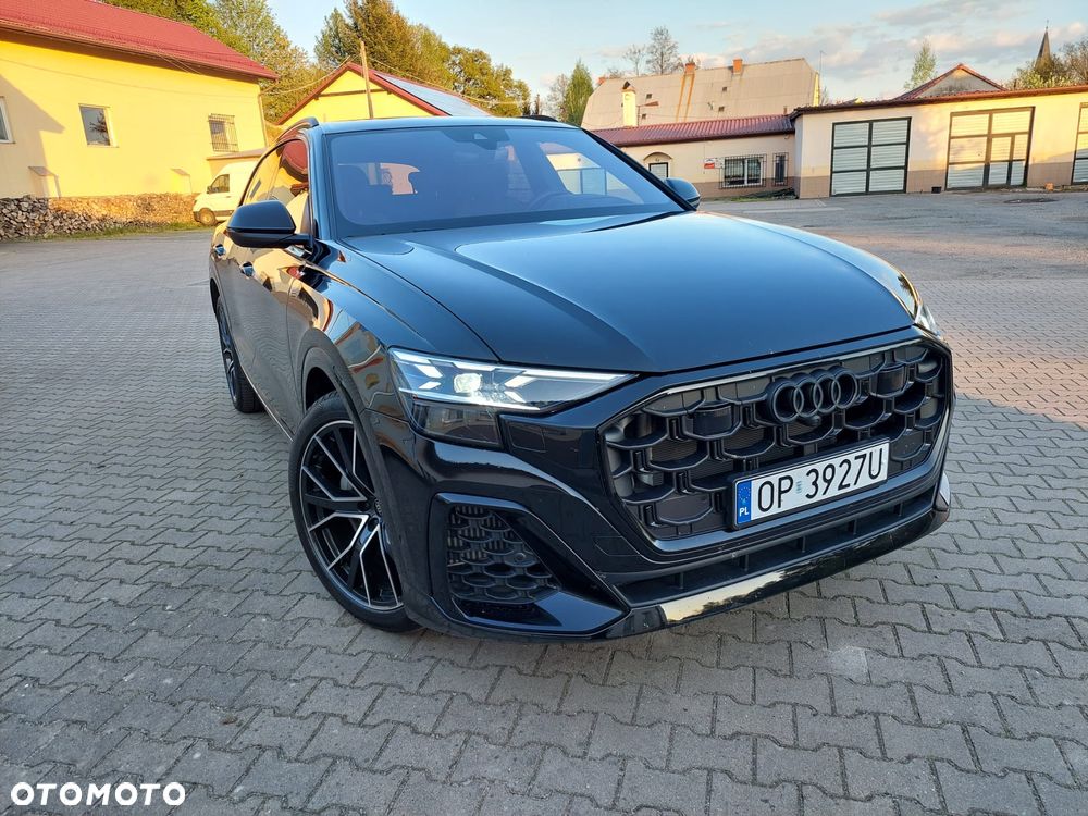 Audi Q8 - 1