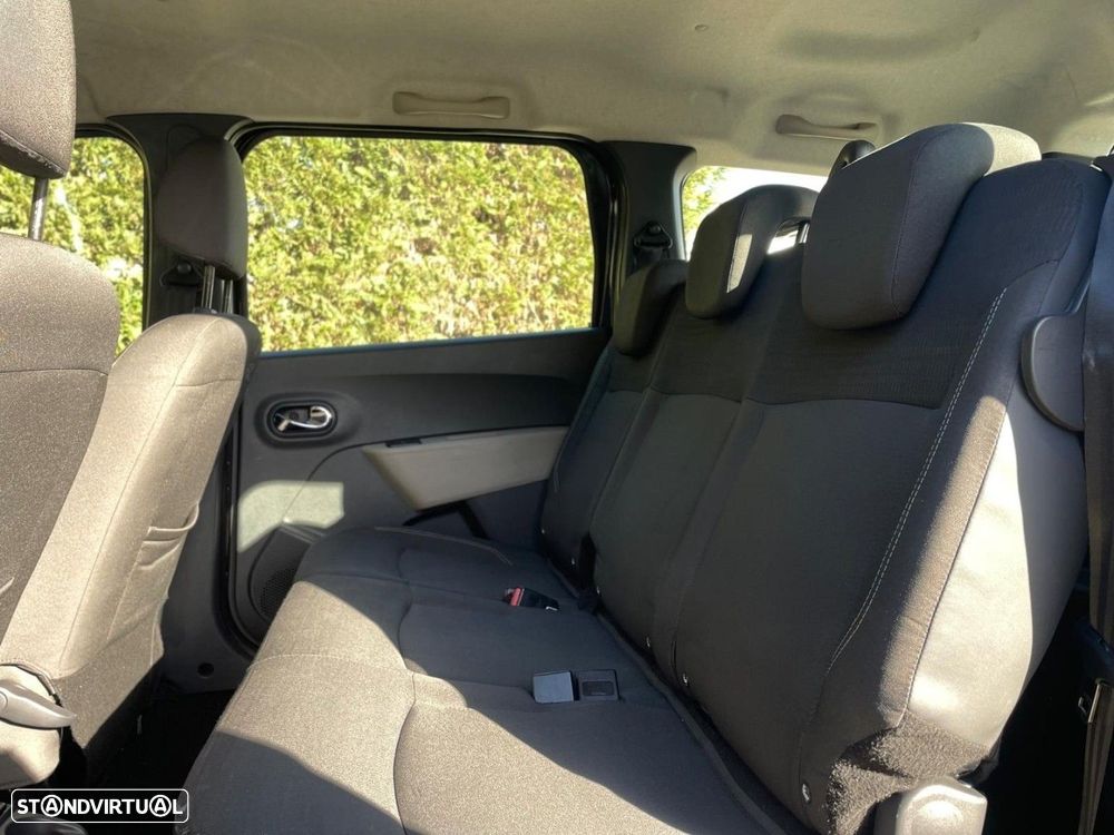 Dacia Lodgy 1.5 dCi Confort 7L - 14