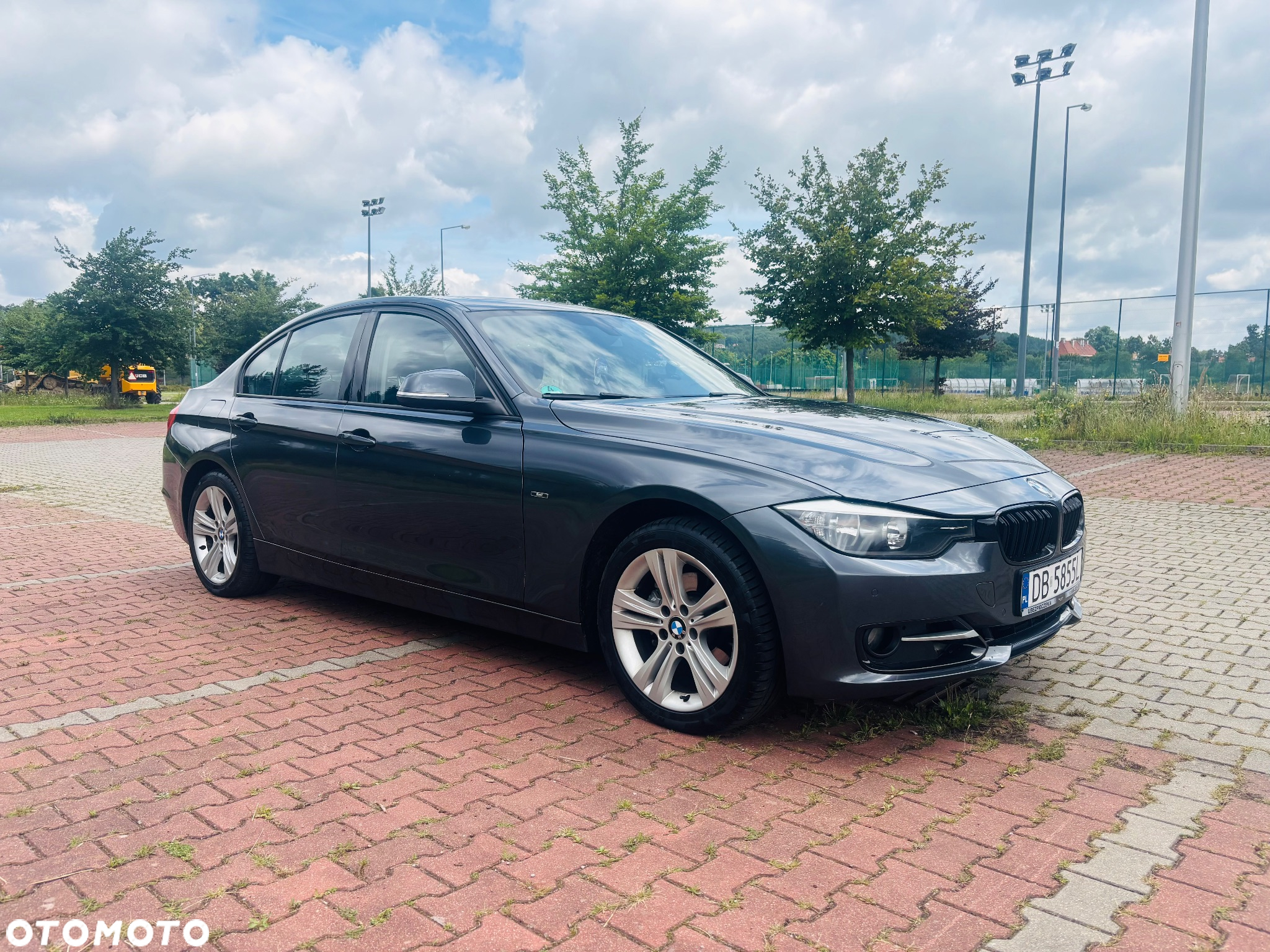 BMW Seria 3 318d Sport Line - 2