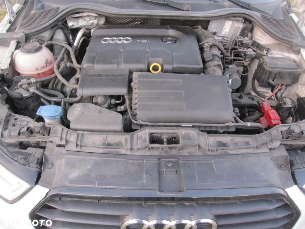 Audi A1 Sportback 1.4 TDI (ultra) S tronic sport - 14