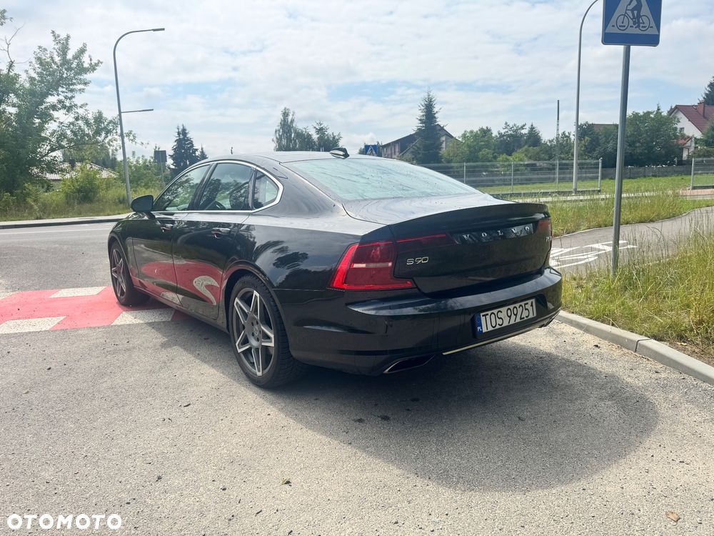 Volvo S90 T6 AWD Momentum - 4