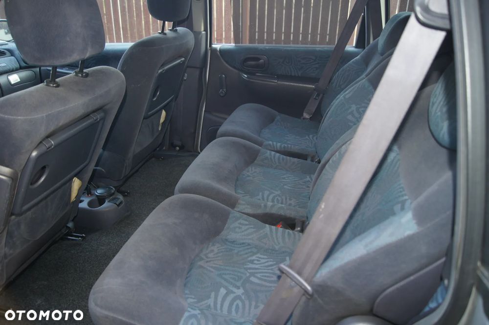 Renault Espace 2.2 TD RT - 10