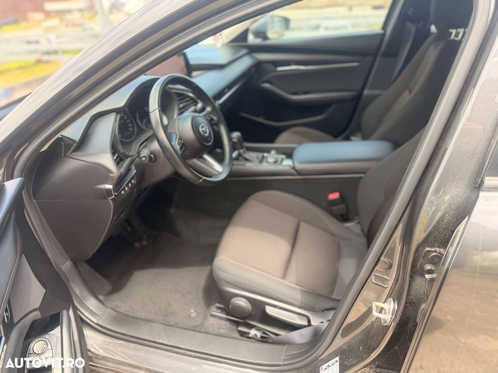 Mazda 3 e-Skyactiv G150 AT MHEV Exclusive-Line - 11