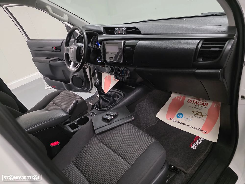 Toyota HILUX  2.4 D-4D 2WD CD - 55