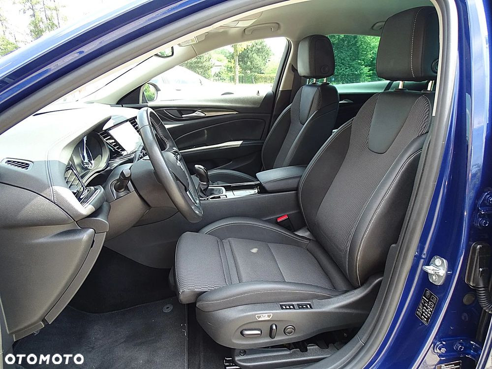 Opel Insignia 2.0 CDTI Business Elegance S&S - 28