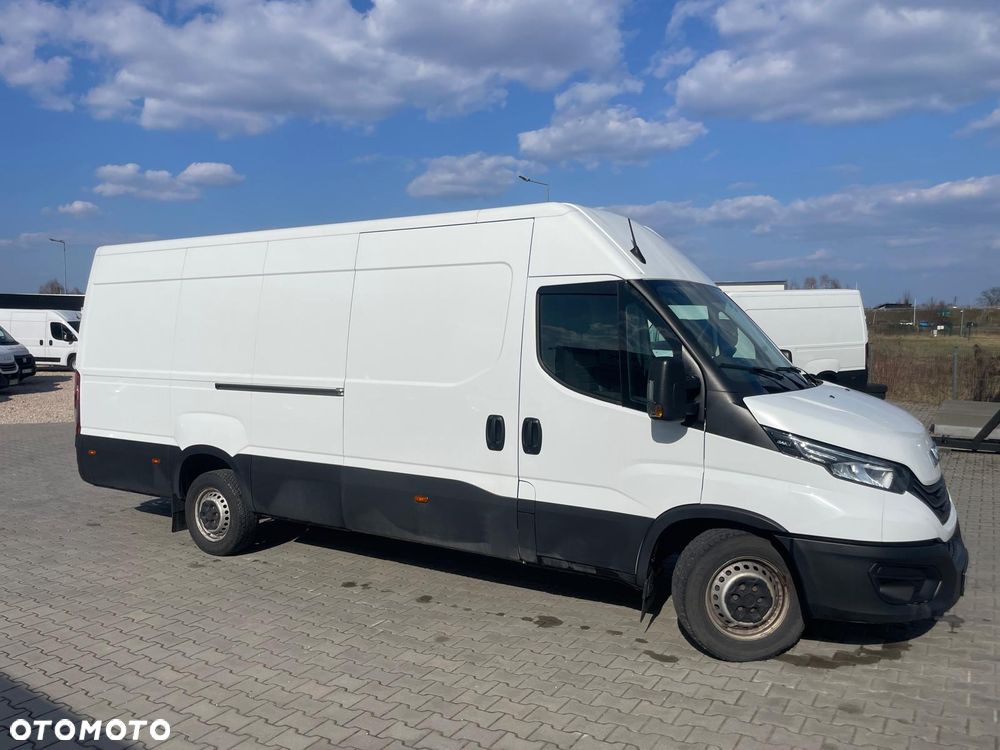 Iveco 35S18 Automat Hak Kamera Ledy Furgon 16m3 - 2