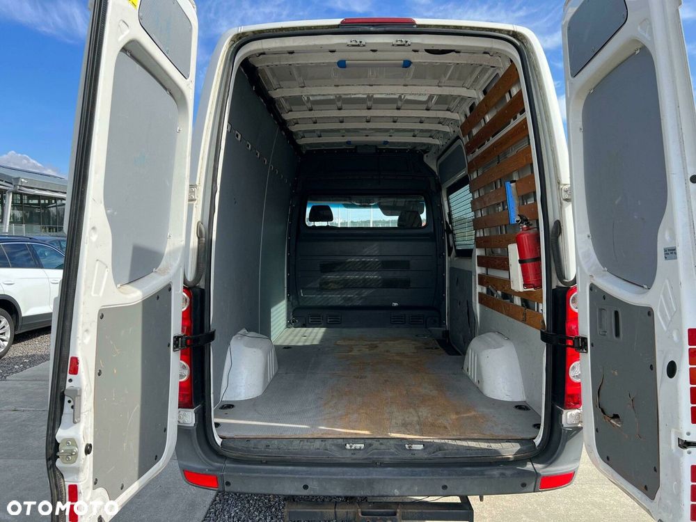 Volkswagen Crafter 35 FURGON 3.665 2.0 TDI 80 kW 6-G - 17