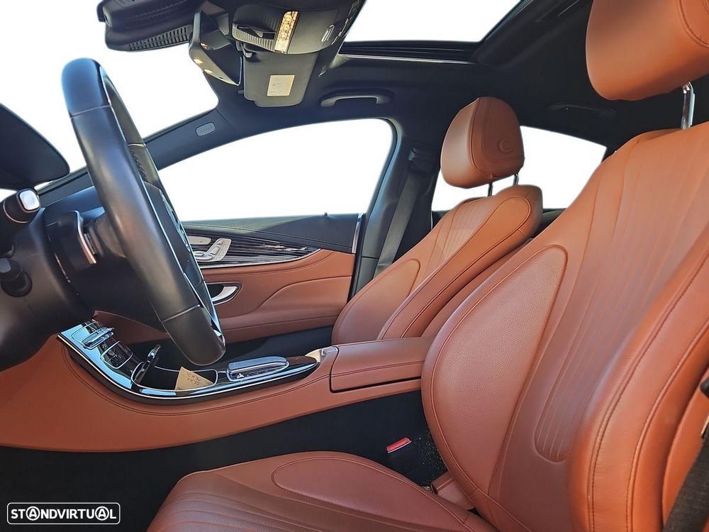 Mercedes-Benz CLS 300 d 4Matic AMG Line - 19