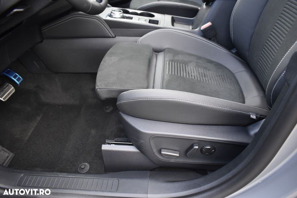 Ford Kuga - 19