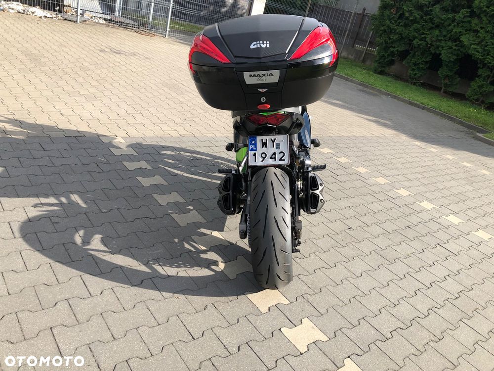 Kawasaki Ninja 1000 SX - 4