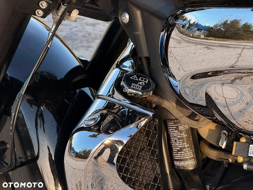Triumph Rocket - 27