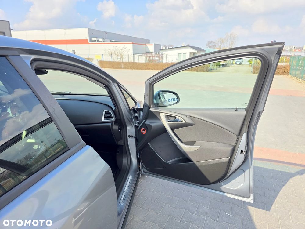 Opel Astra 1.4 Turbo - 13