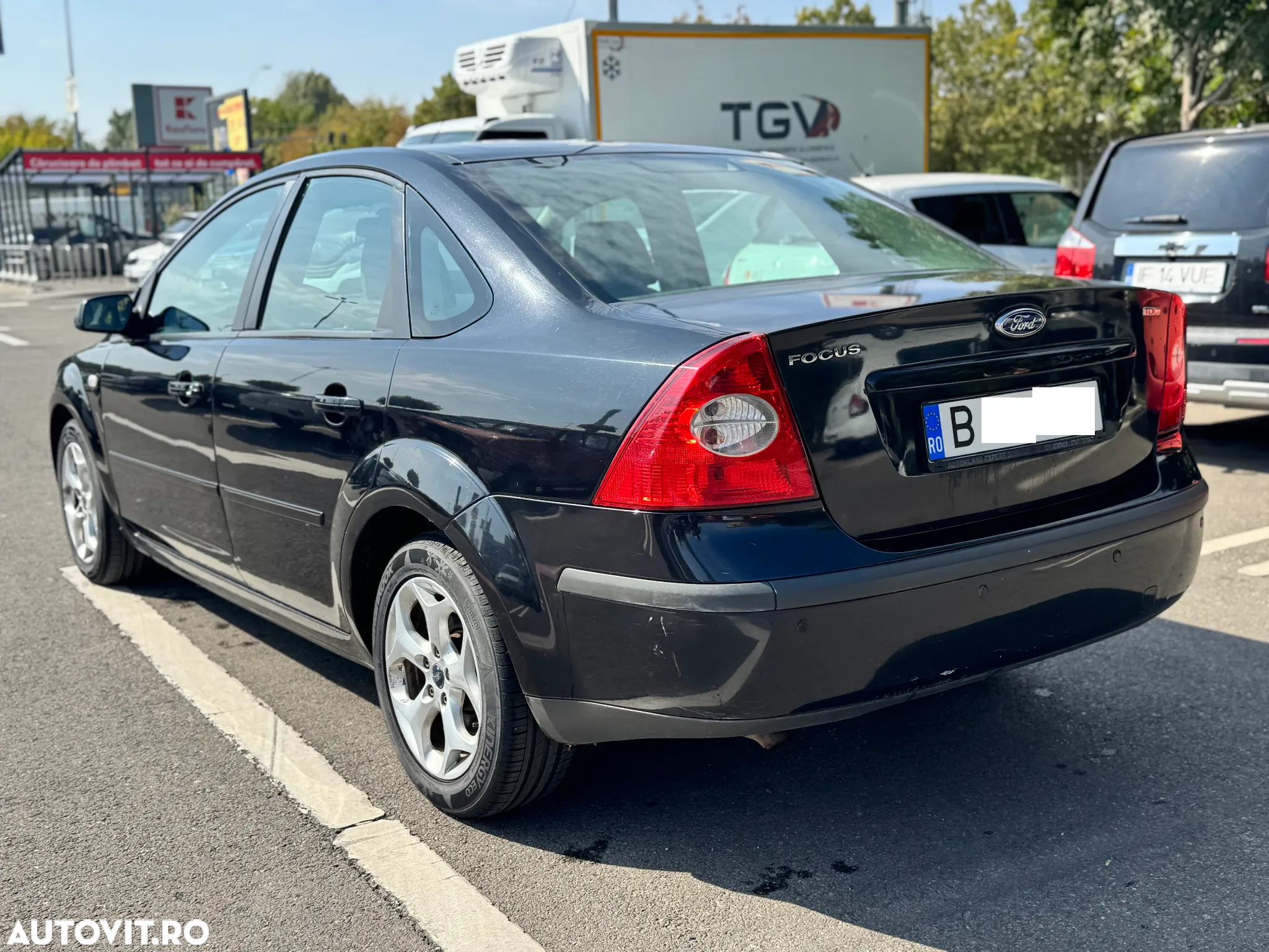 Ford Focus 1.8 TDCI Trend - 6