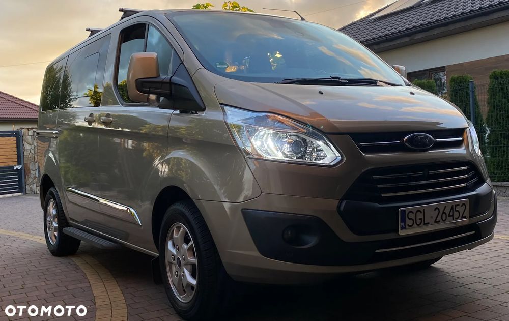 Ford Tourneo Custom - 6