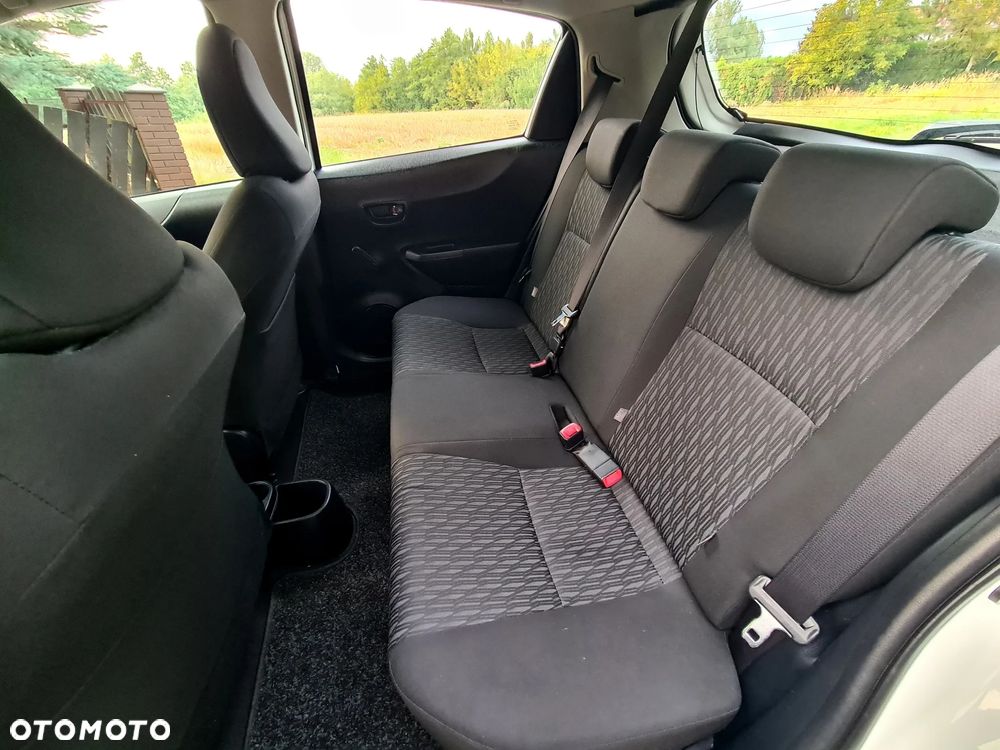 Toyota Yaris 1.33 VVT-i Life - 15
