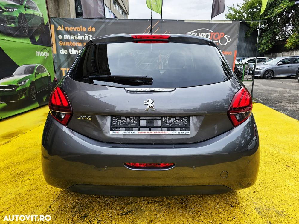 Peugeot 208 1.2 L PureTech Style - 7