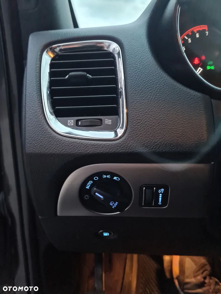 Dodge Durango 5,7 R/T - 37