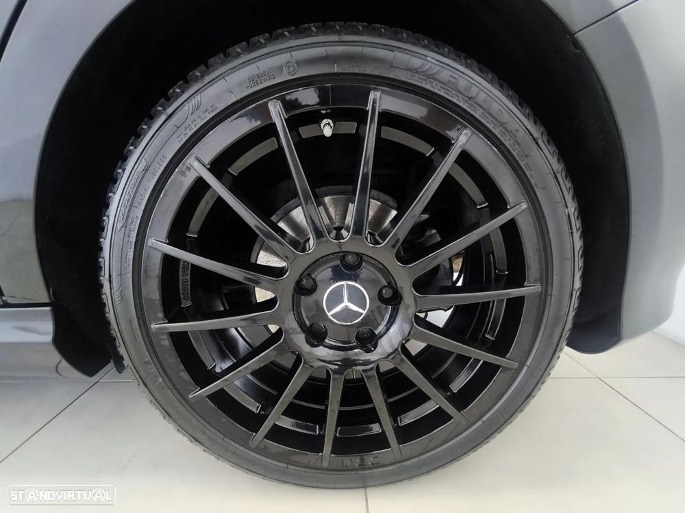 Mercedes-Benz A 180 - 13