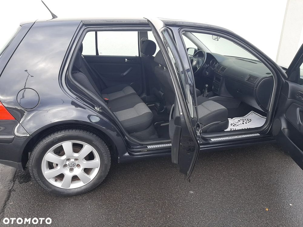 Volkswagen Golf IV 1.6 Highline - 10