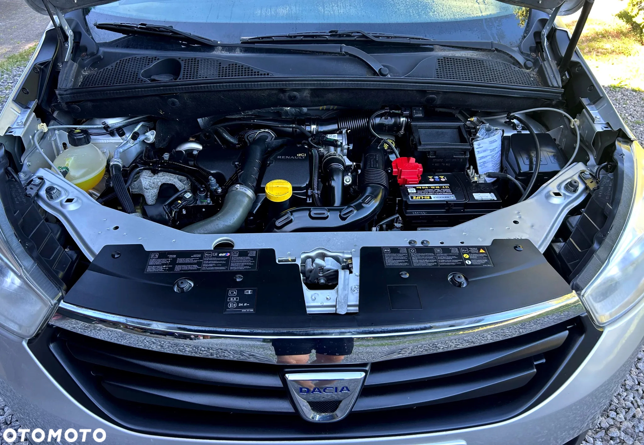 Dacia Lodgy dCi 90 Essential - 10