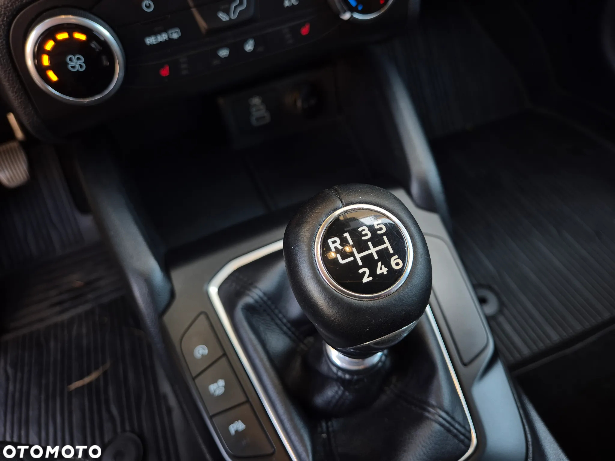 Ford Focus - 18