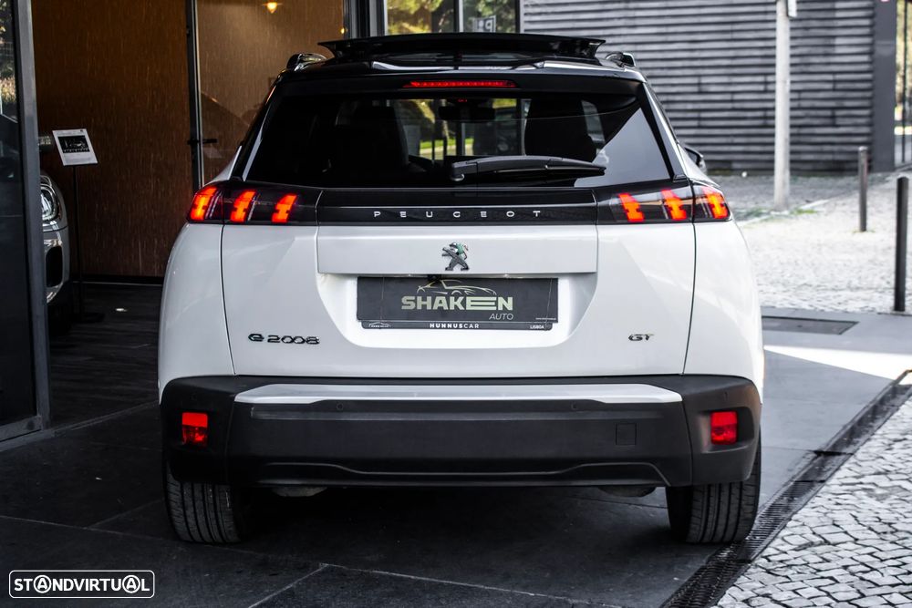 Peugeot e-2008 GT - 11