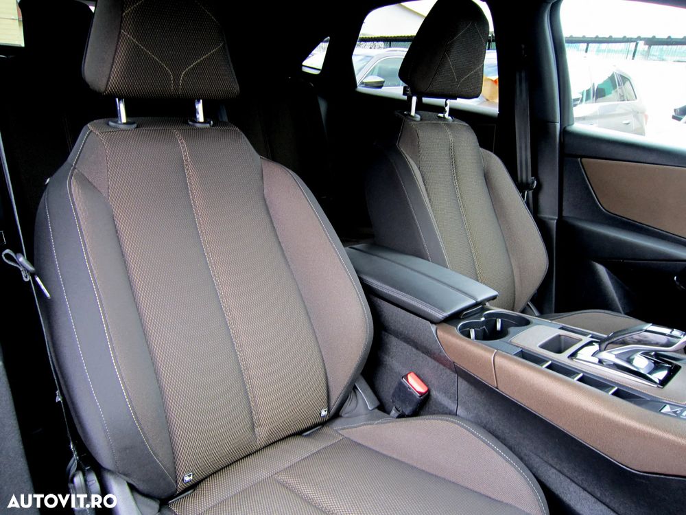 DS Automobiles DS 7 Crossback - 11