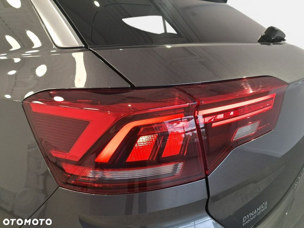 Volkswagen T-Roc - 16
