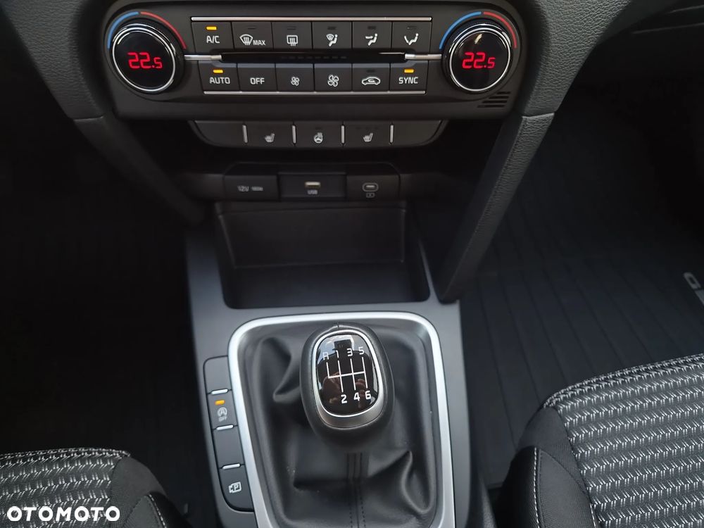 Kia XCeed 1.5 T-GDI M - 39