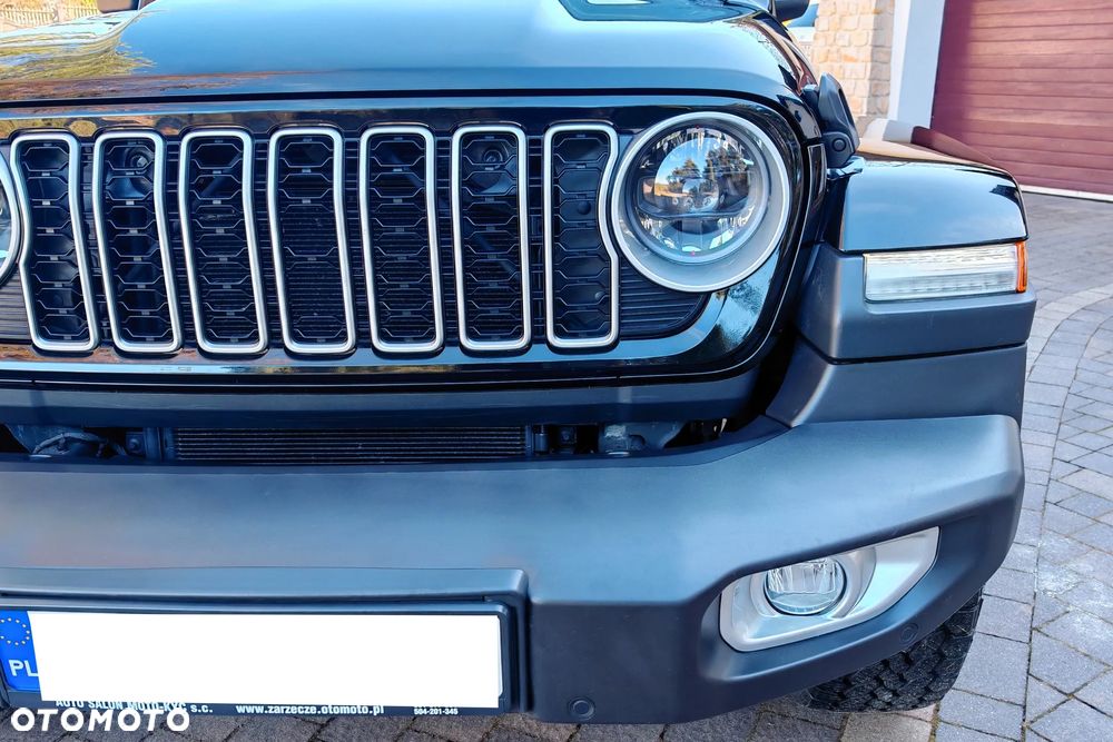 Jeep Wrangler Unlimited GME 2.0 Turbo Sahara - 38