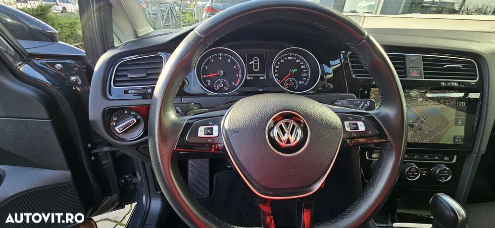 Volkswagen Golf - 19