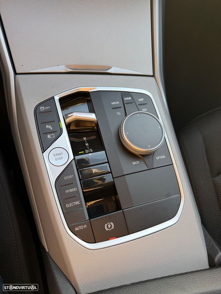 BMW 320 e Corporate Edition Auto - 19