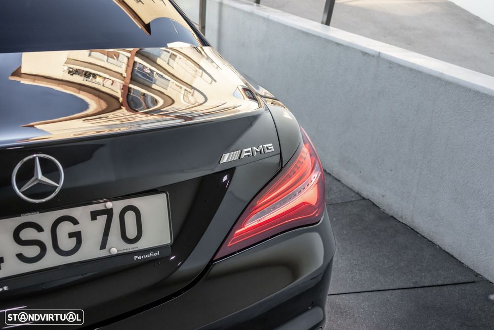 Mercedes-Benz CLA 180 d AMG Line - 12