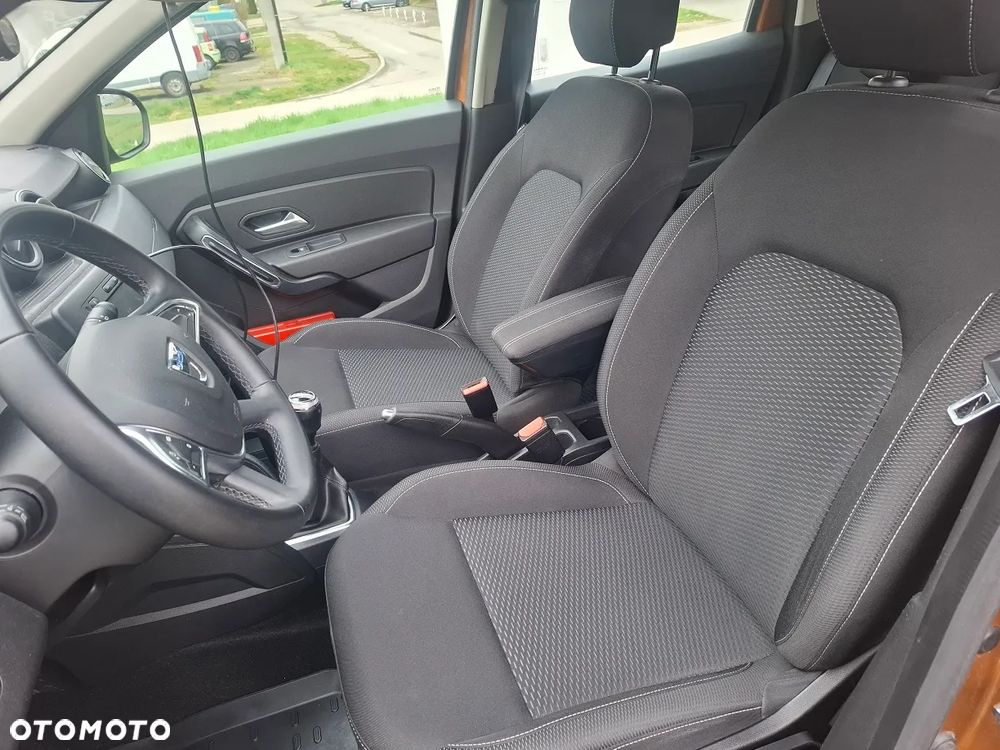 Dacia Duster 1.6 SCe S&S - 15