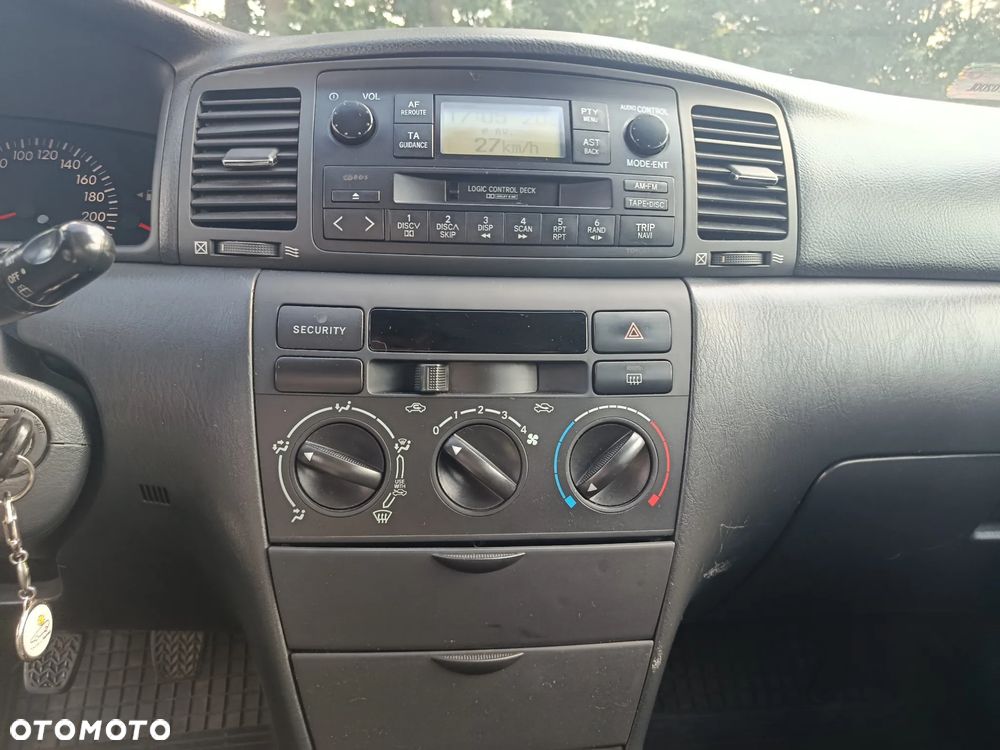 Toyota Corolla 1.4 VVT-i Base - 14