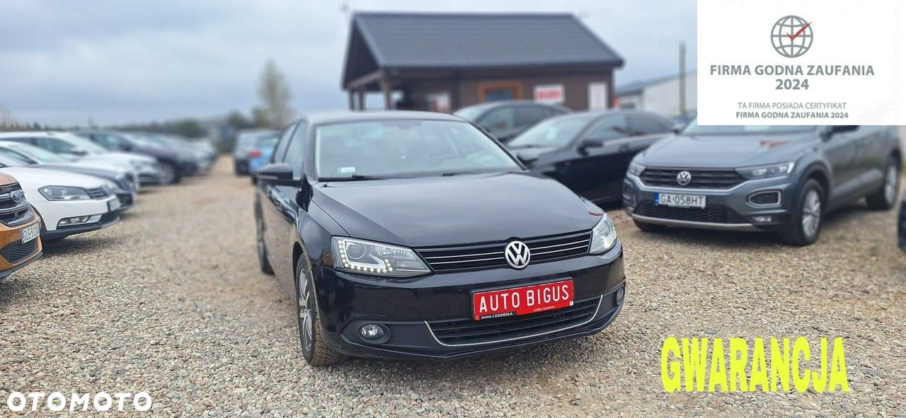 Volkswagen Jetta - 1