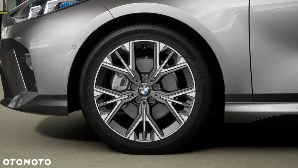 BMW Seria 1 120 mHEV - 8