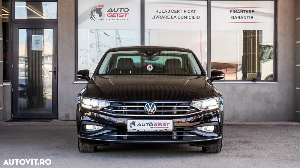 Volkswagen Passat 2.0 TDI DSG Highline - 9