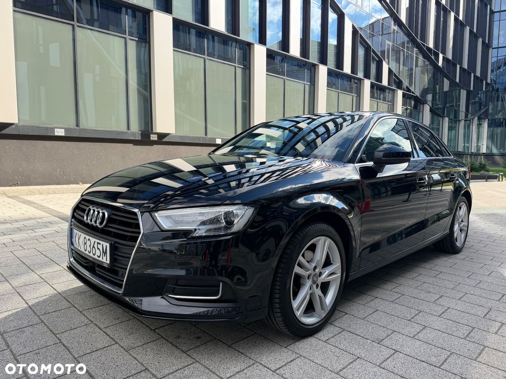 Audi A3 Limousine 35 TFSI Sport S tronic - 1