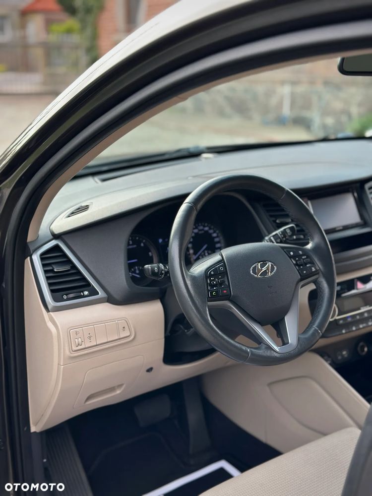 Hyundai Tucson 1.7 CRDI BlueDrive Comfort 2WD DCT - 12