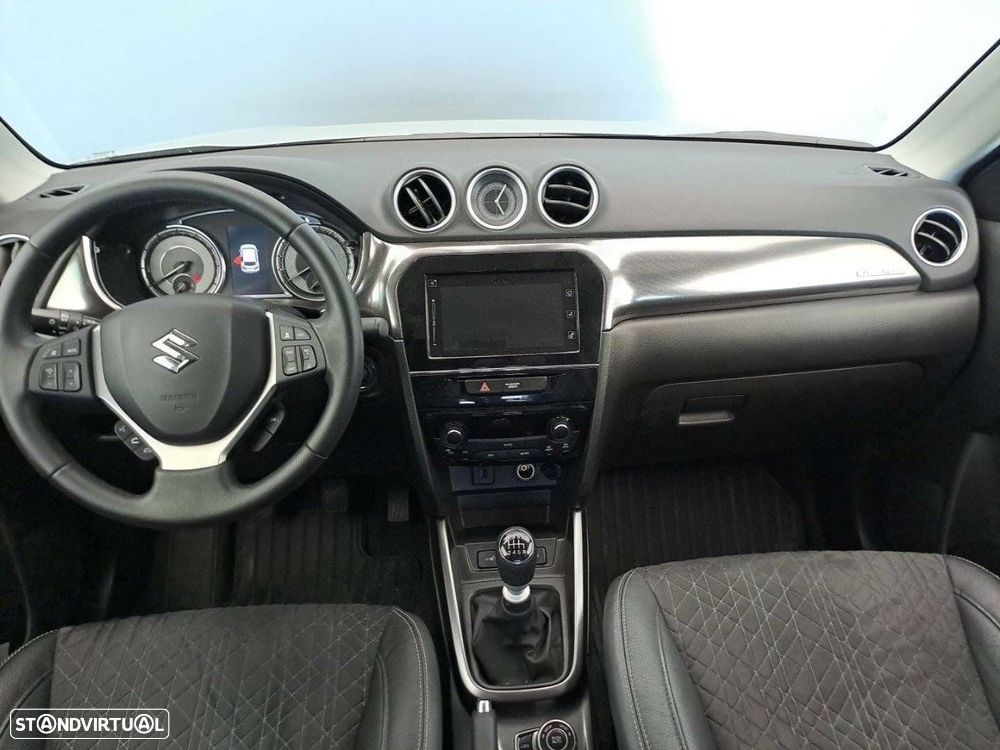 Suzuki Vitara 1.4T GLX 4WD - 8