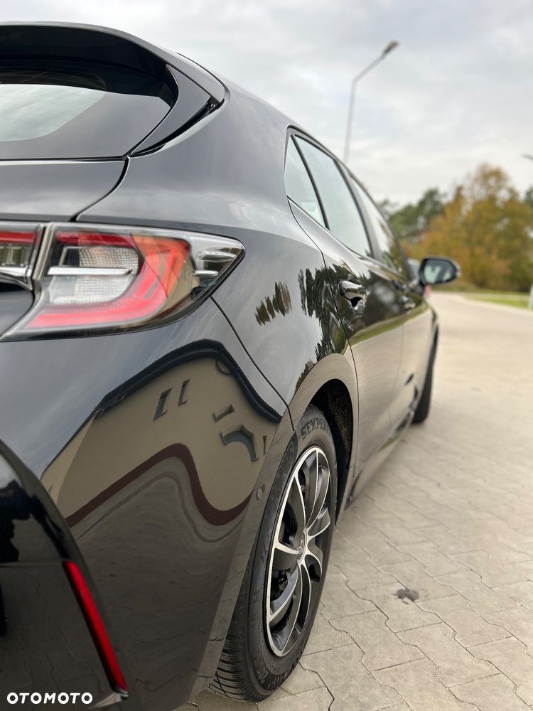 Toyota Corolla - 11